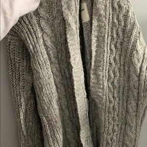 Abercrombie cardigan
